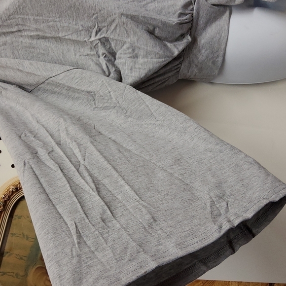 L love gray top large NWT - Picture 4 of 8